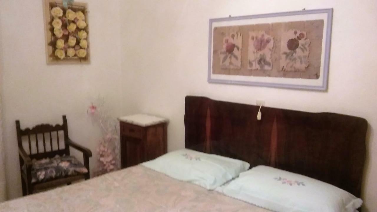 דירות מונטופולי אין ואל ד'ארנו Nonna Maria מראה חיצוני תמונה